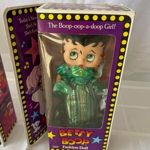 Betty Boop “Boop-oop-a-doop Girl” Fashion Doll – New in Box